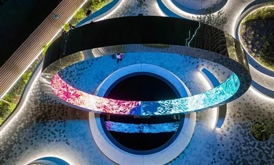 Udendørs LED -skærmskærmskulptur